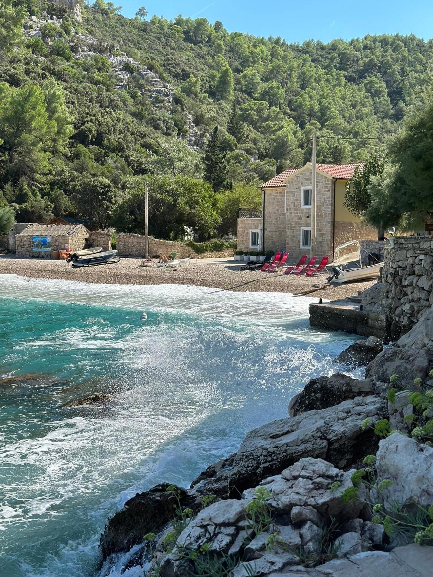 Zen-Pok House On The Beach - Pokrivenik Zastražišće Eksteriør billede